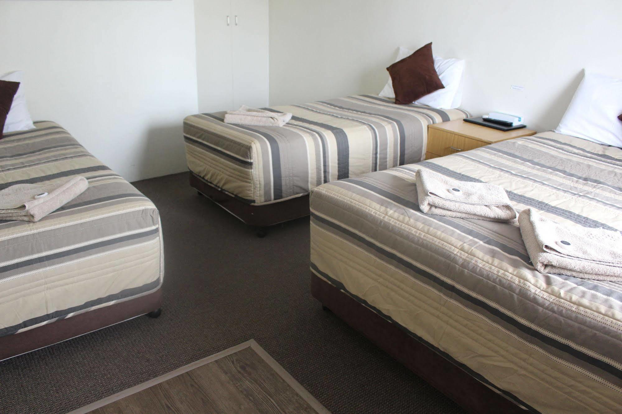 Centrepoint Motel Dubbo Eksteriør bilde