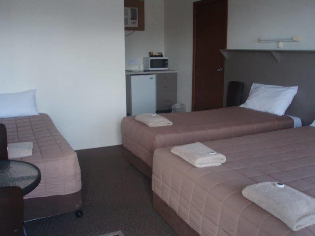 Centrepoint Motel Dubbo Eksteriør bilde