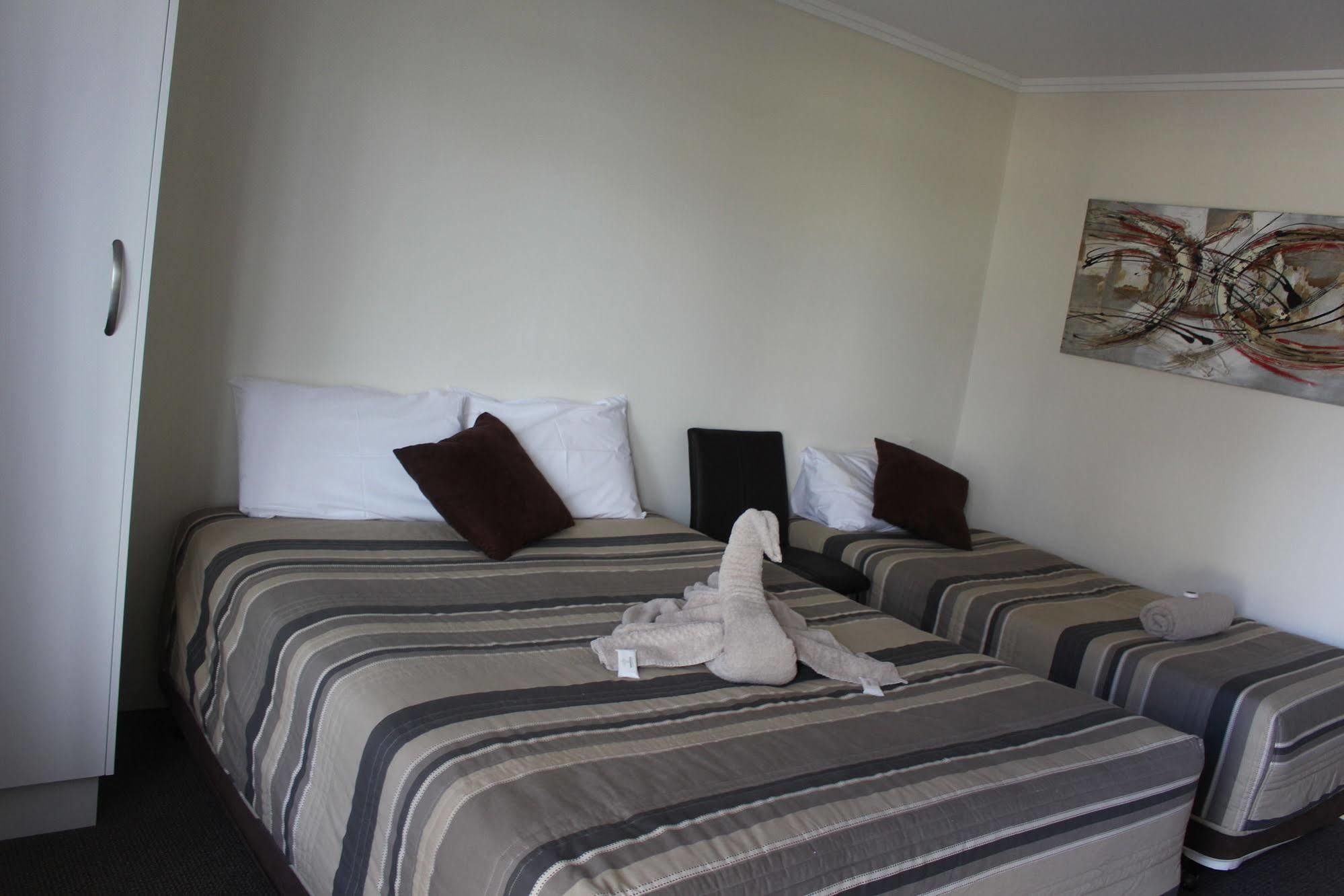 Centrepoint Motel Dubbo Eksteriør bilde